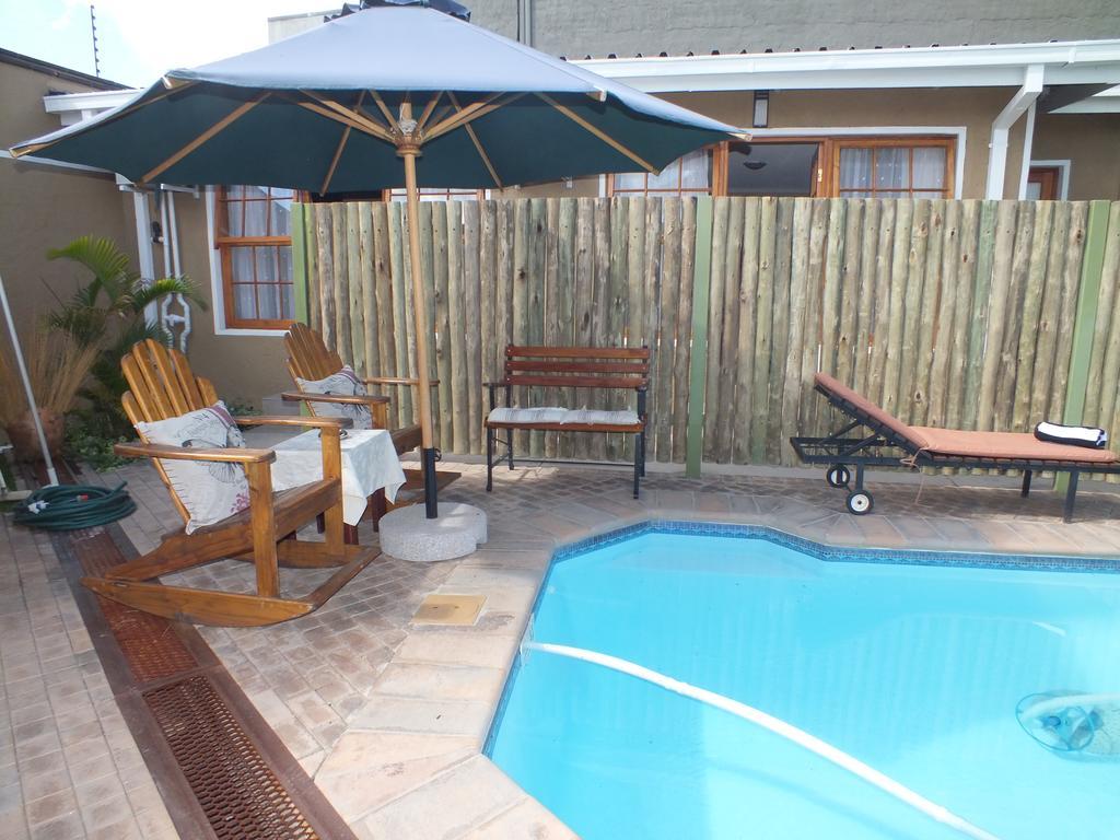 Uzuri Guesthouse Cc Windhoek Dış mekan fotoğraf