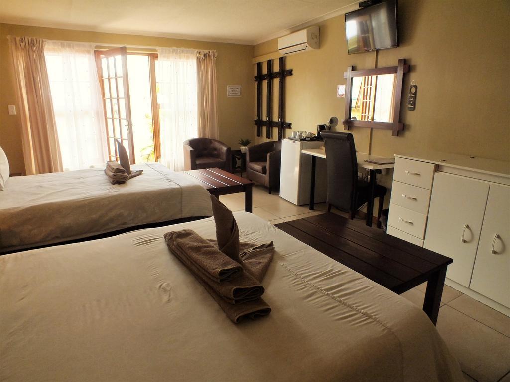 Uzuri Guesthouse Cc Windhoek Dış mekan fotoğraf
