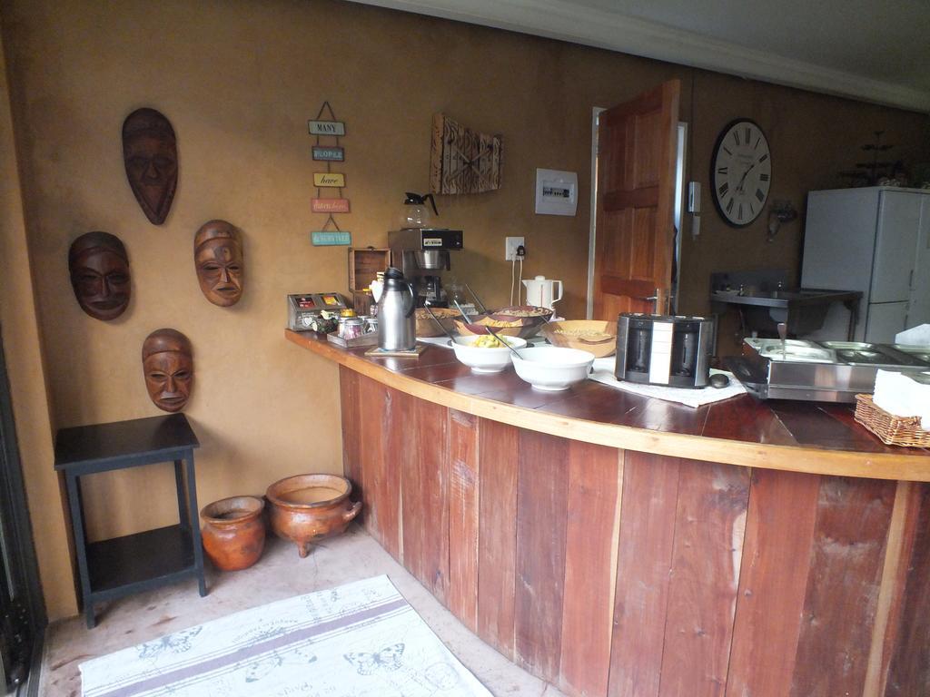 Uzuri Guesthouse Cc Windhoek Dış mekan fotoğraf