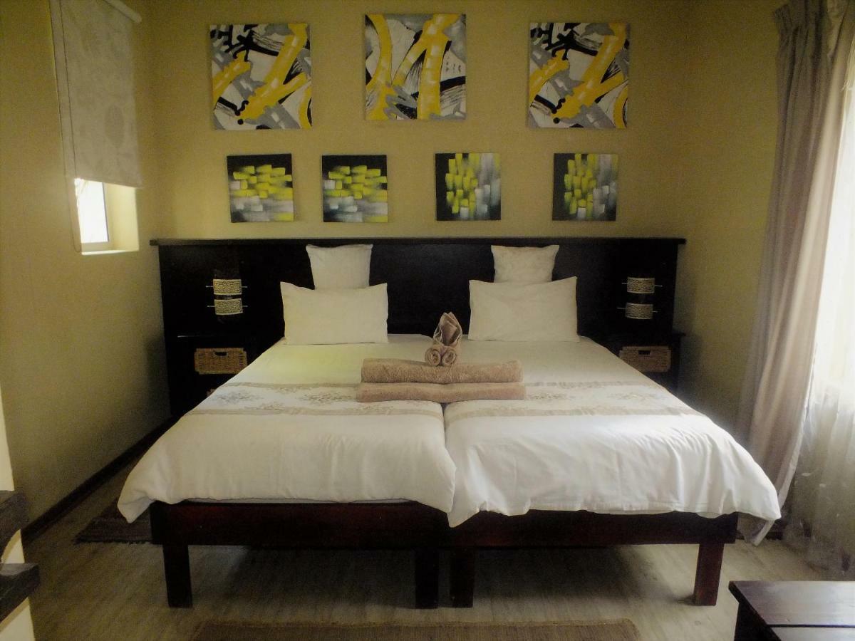 Uzuri Guesthouse Cc Windhoek Dış mekan fotoğraf