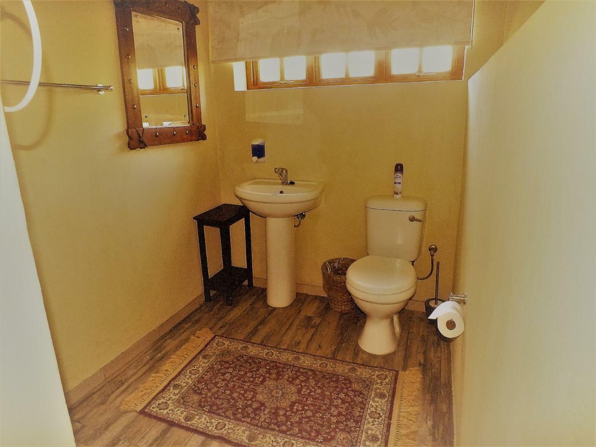 Uzuri Guesthouse Cc Windhoek Dış mekan fotoğraf